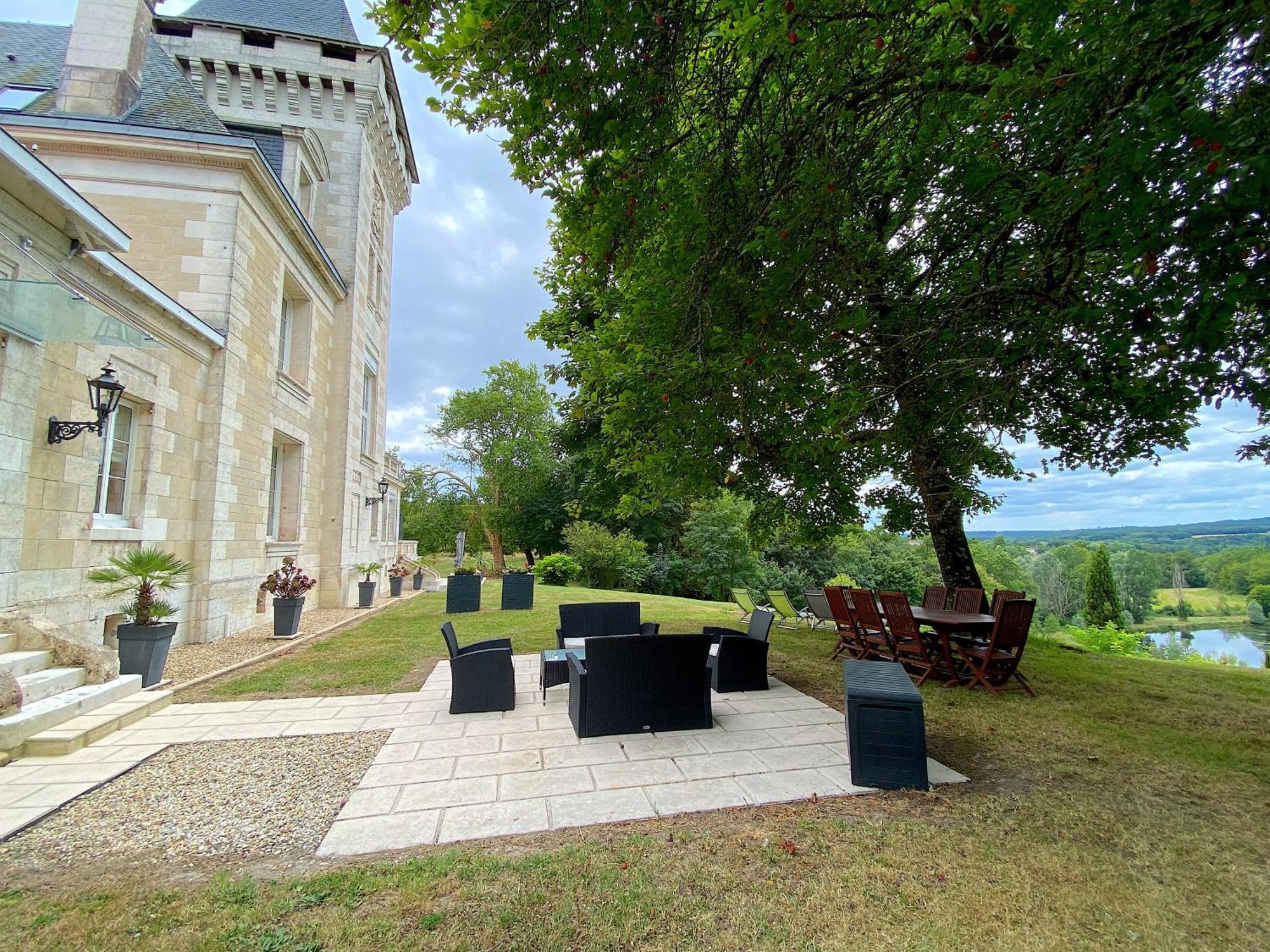 Chateau De Bellevue B&B Et Appartements Avec Piscine Saisonal Chauffee Et Chambres Partout Climatisees Saint-Avit  Phòng bức ảnh